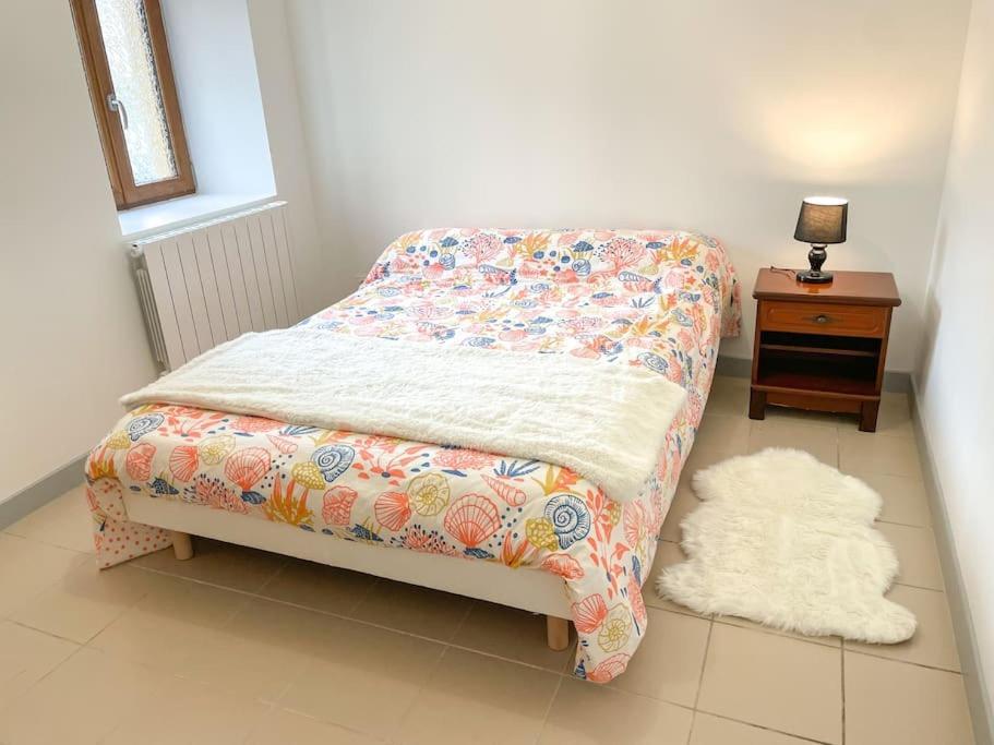Maison De Campagne Paisible La Mesniere Zewnętrze zdjęcie