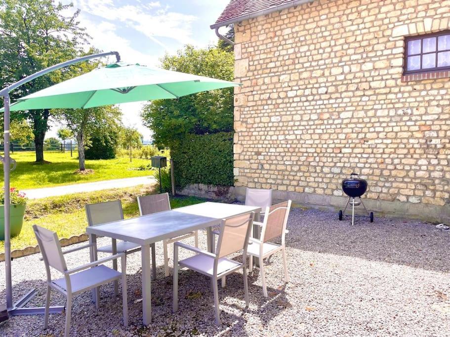 Maison De Campagne Paisible La Mesniere Zewnętrze zdjęcie